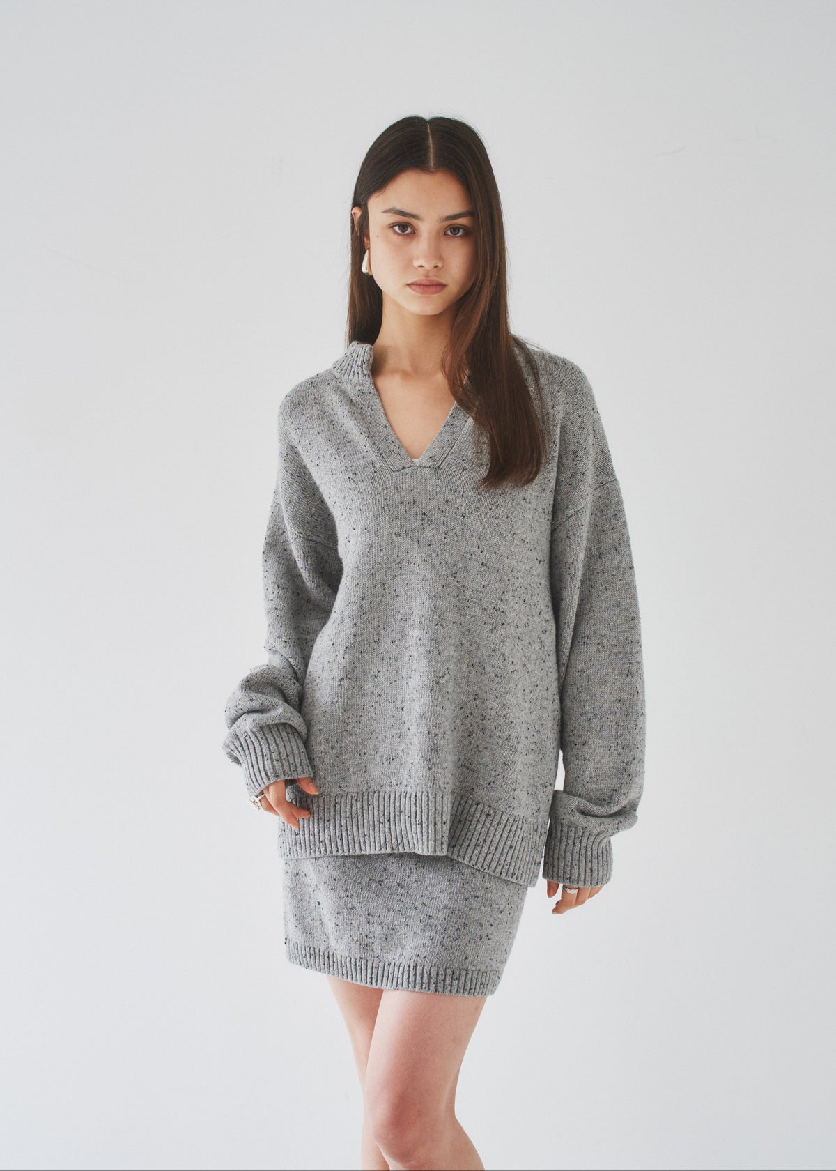 MODEL:170cm　COLOR:GRAY　SIZE:F