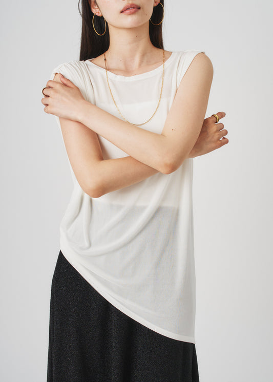 MODEL:164cm　COLOR:WHITE