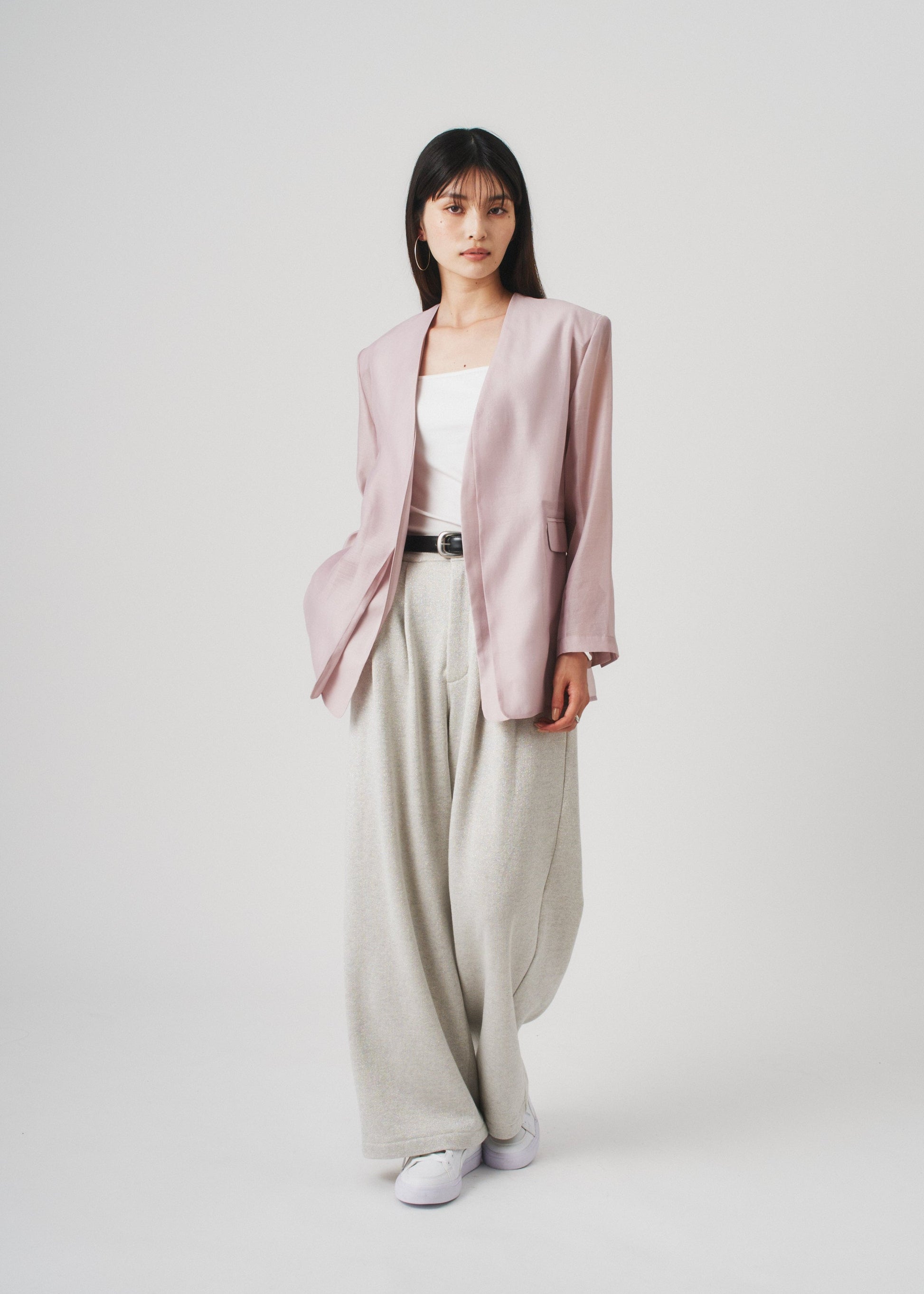 MODEL:164cm　COLOR:WHITE 　SIZE:S