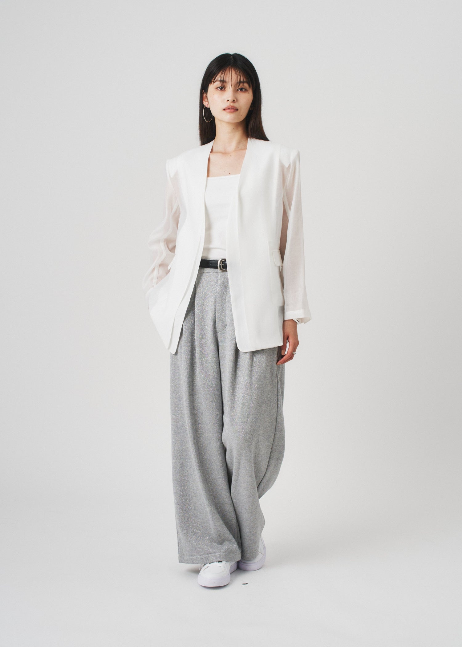 MODEL：164cm  COLOR：GRAY　SIZE:S