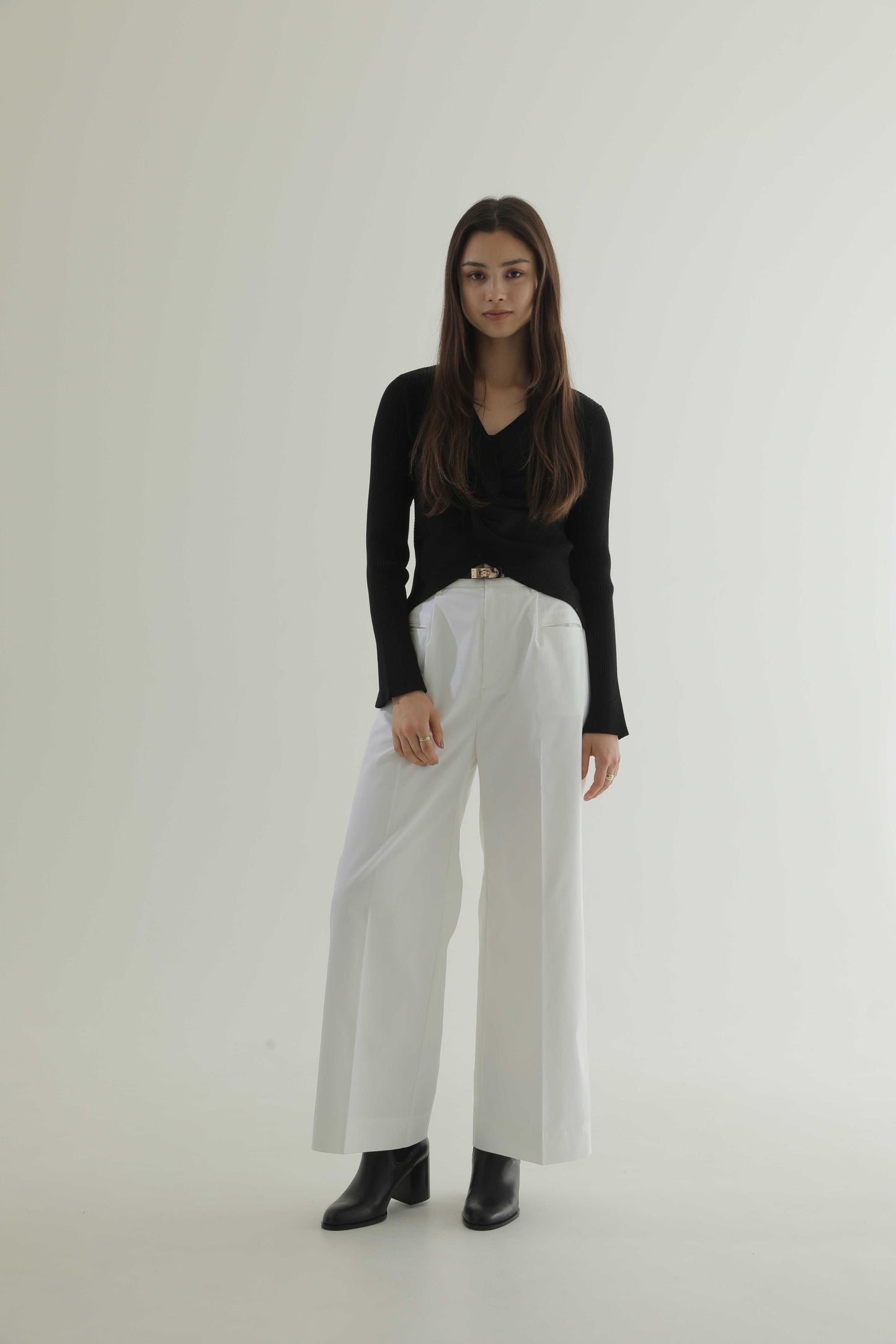 フロントツイストリブニット【26AW POP UP】