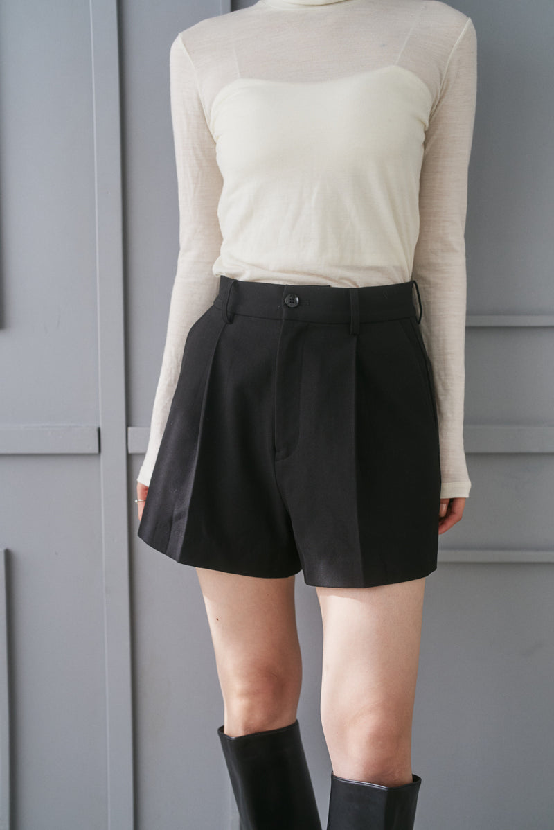 ショートパンツ　