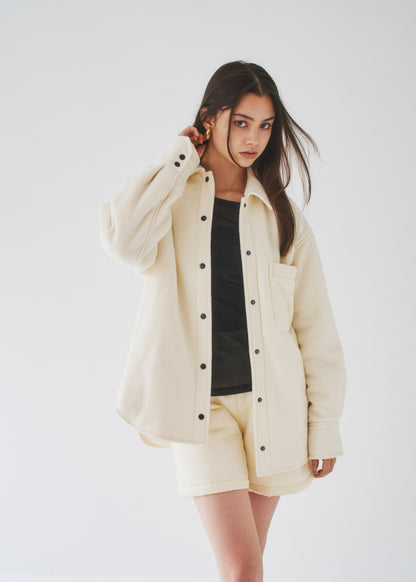 MODEL:170cm　COLOR:WHITE 　SIZE:F