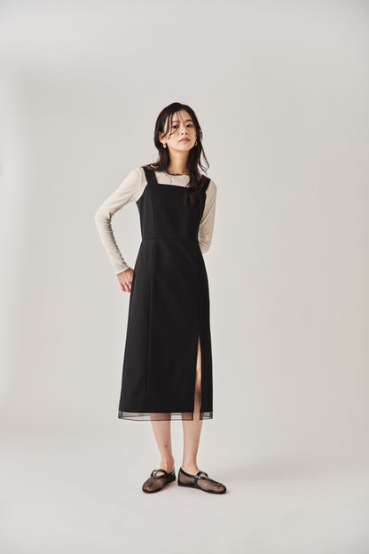 スリットワンピース