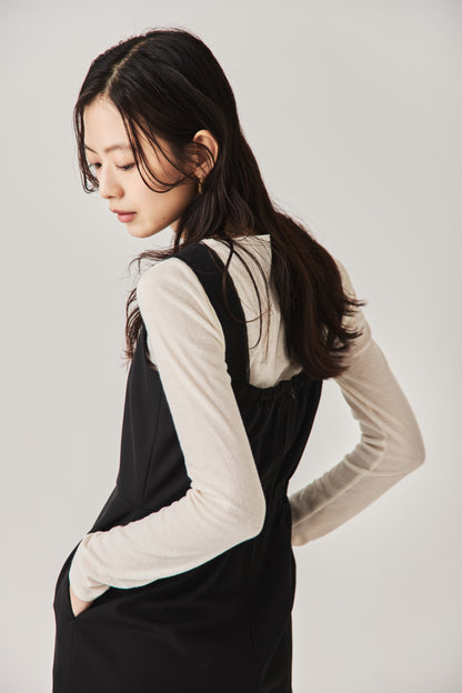 スリットワンピース