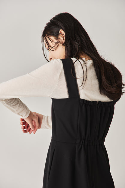 スリットワンピース