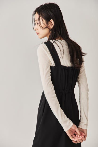 スリットワンピース