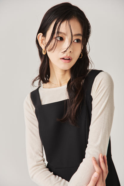 スリットワンピース