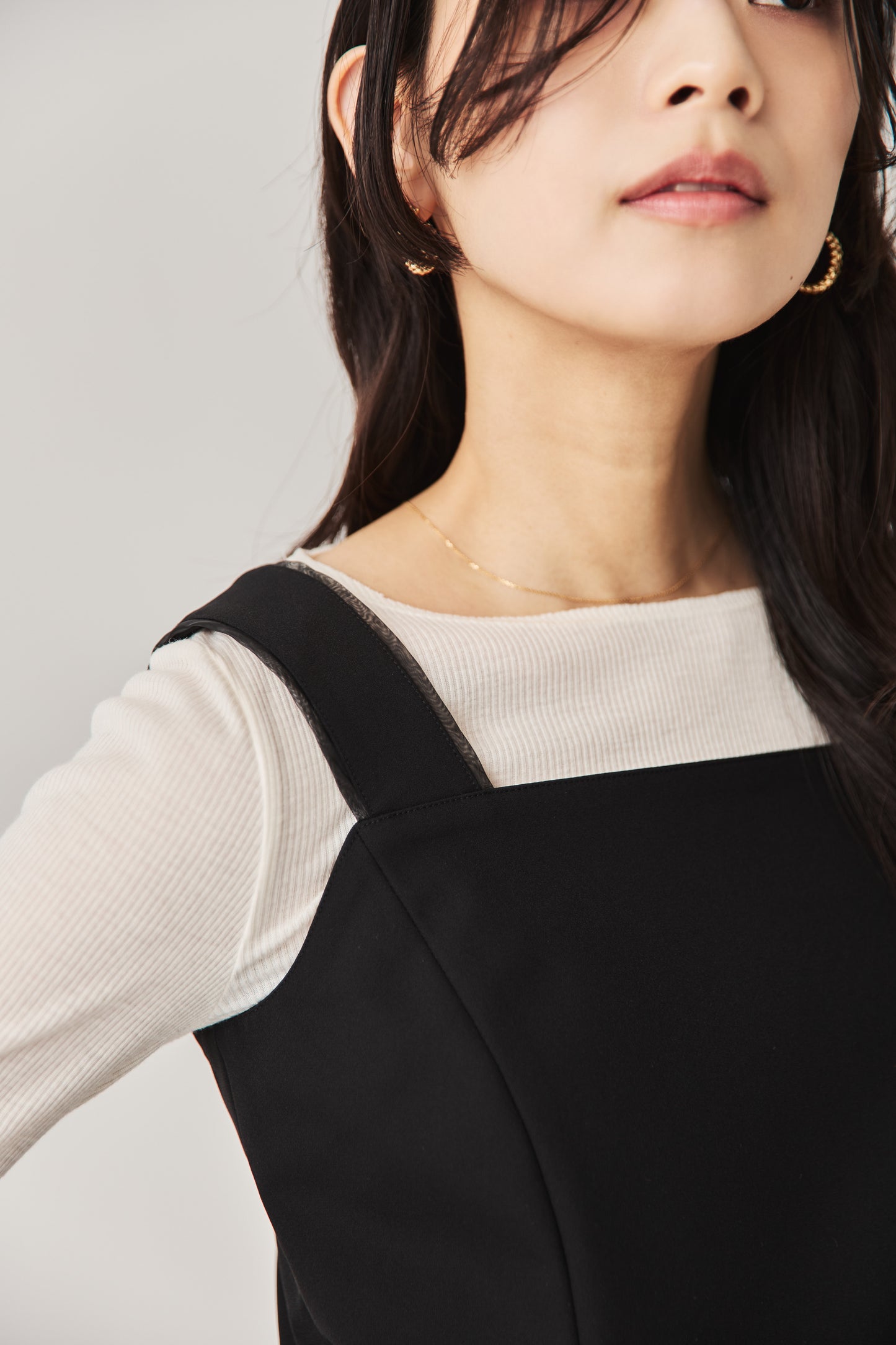 スリットワンピース