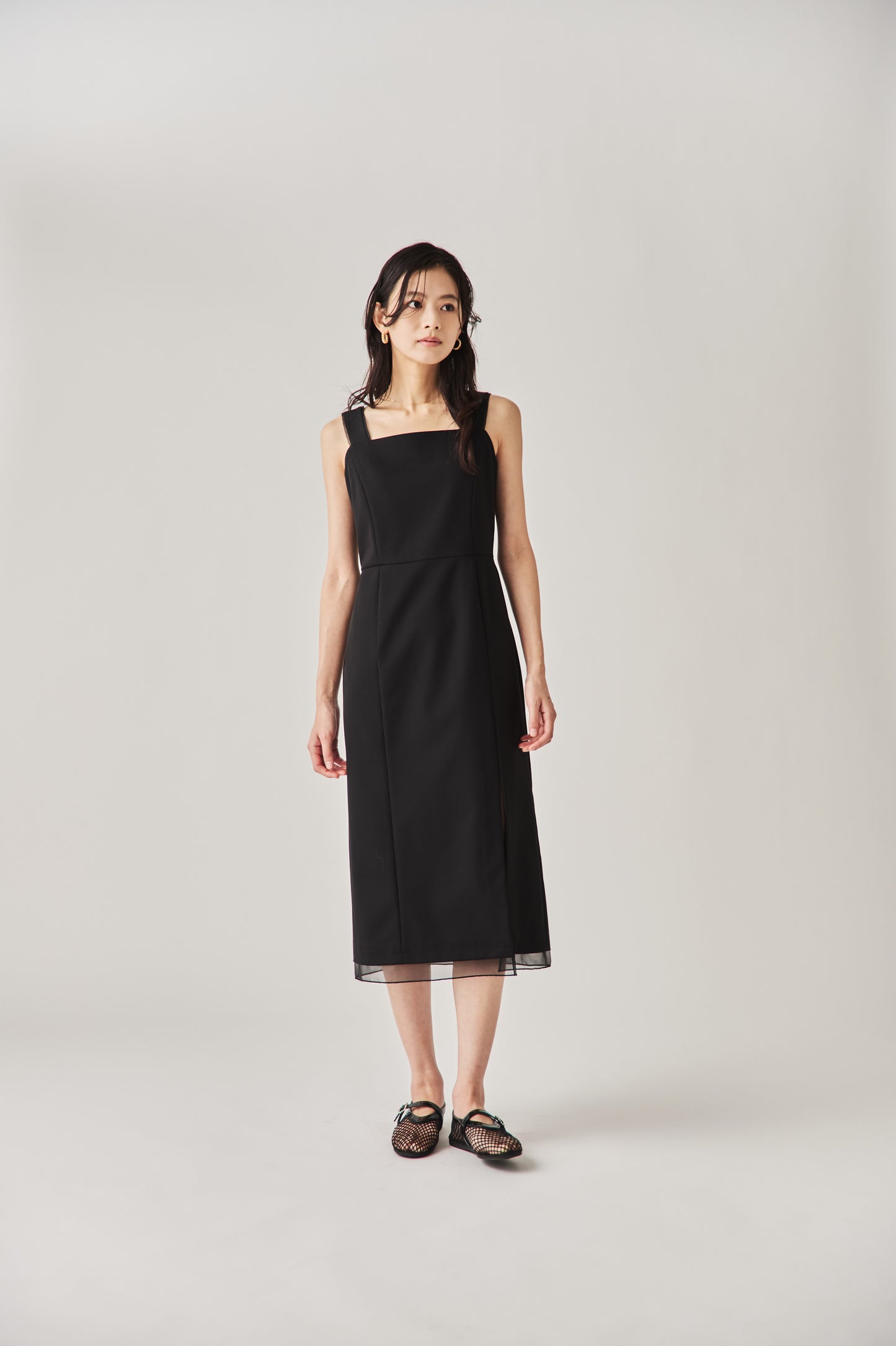 スリットワンピース