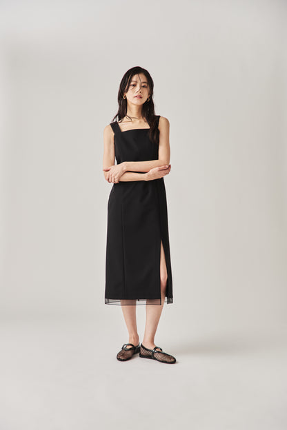 スリットワンピース