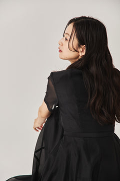 BLACK（4月末お届け）