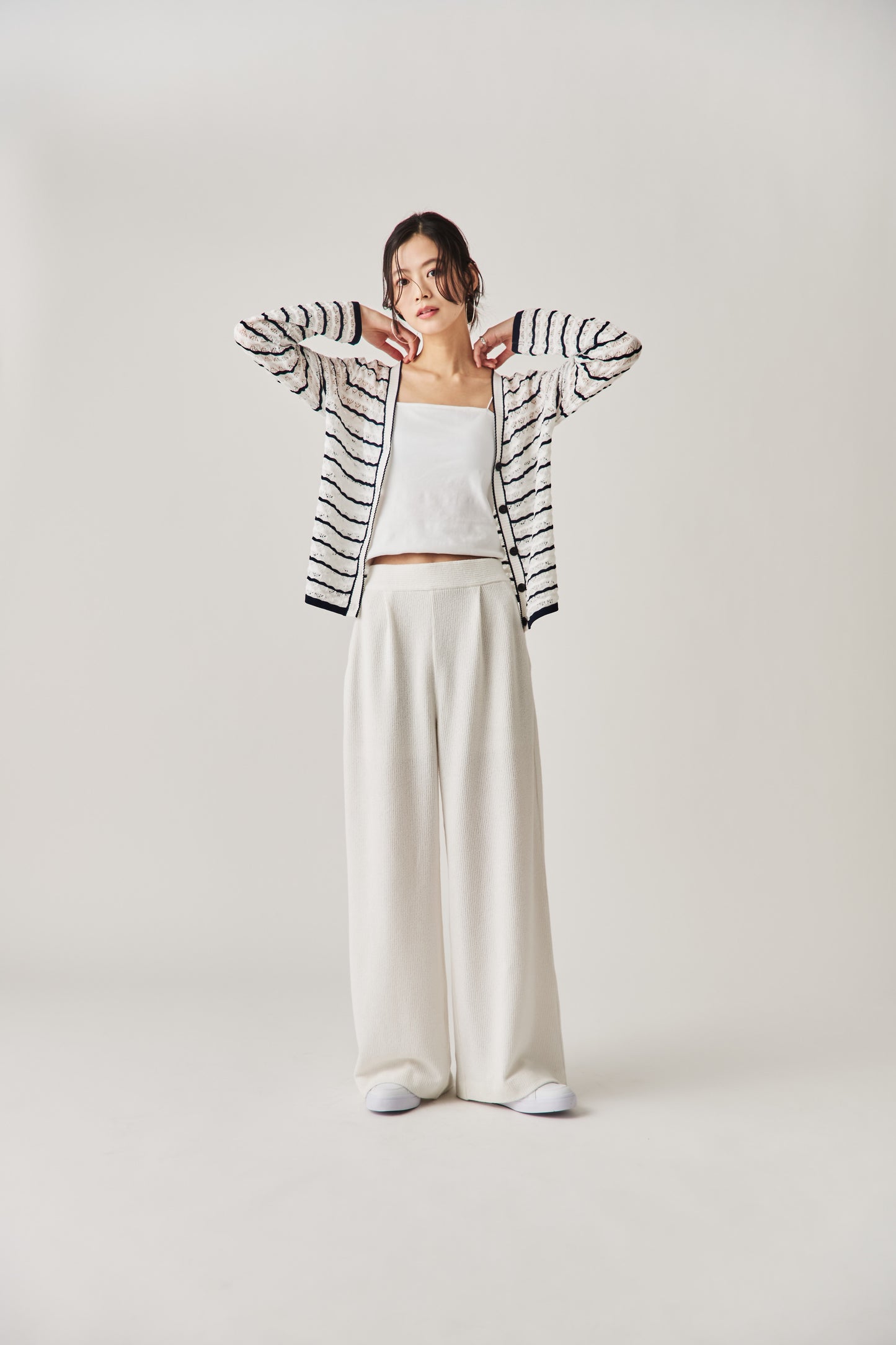 クロシェニットカーディガン