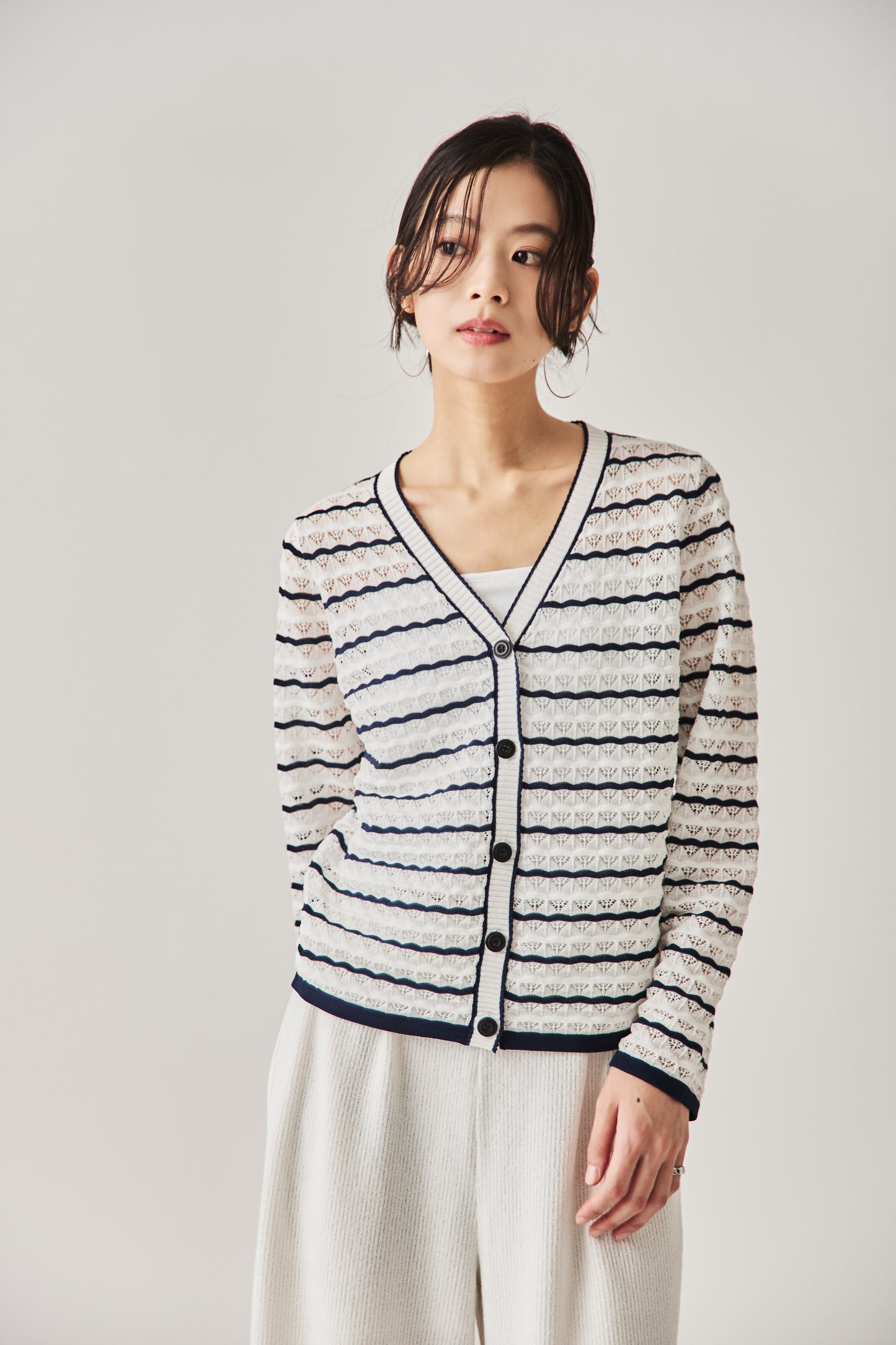 クロシェニットカーディガン