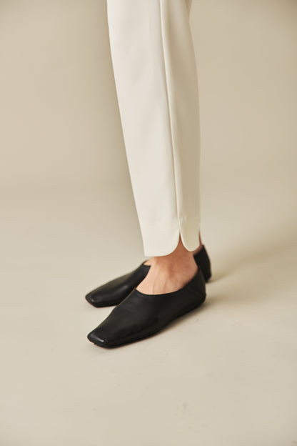 ハイウエストテーパードパンツ