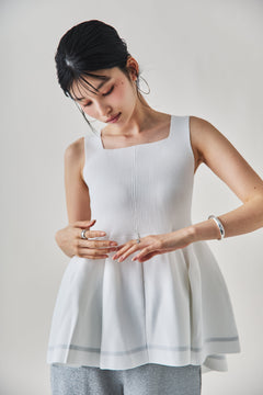 WHITE（4月下旬お届け）