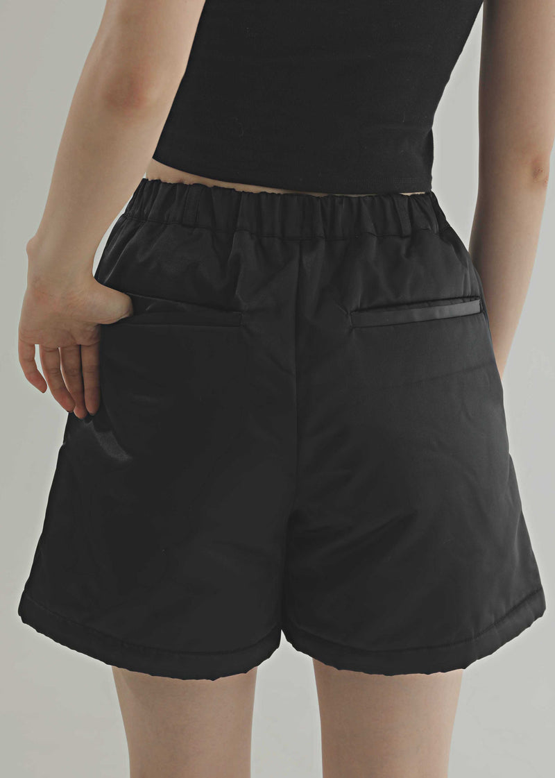 中綿ショートパンツ