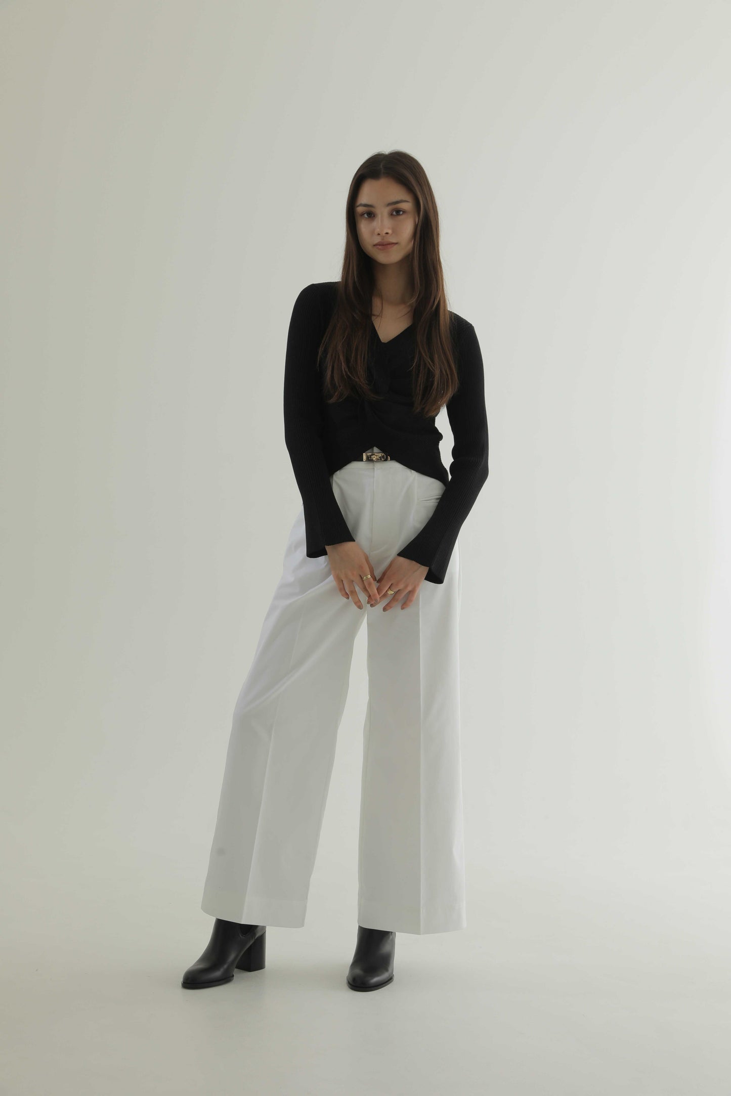 フロントツイストリブニット【26AW POP UP】