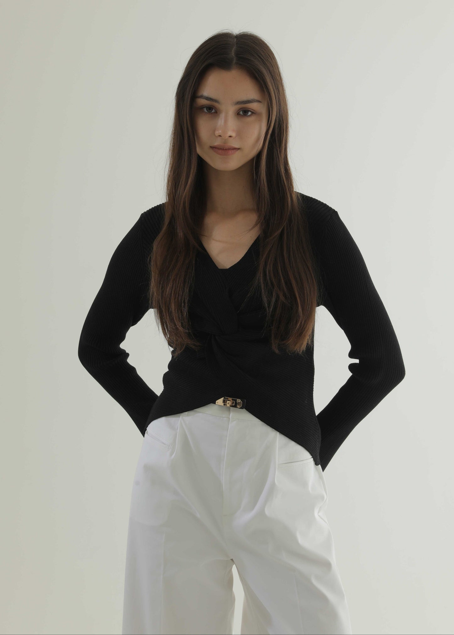 フロントツイストリブニット【26AW POP UP】