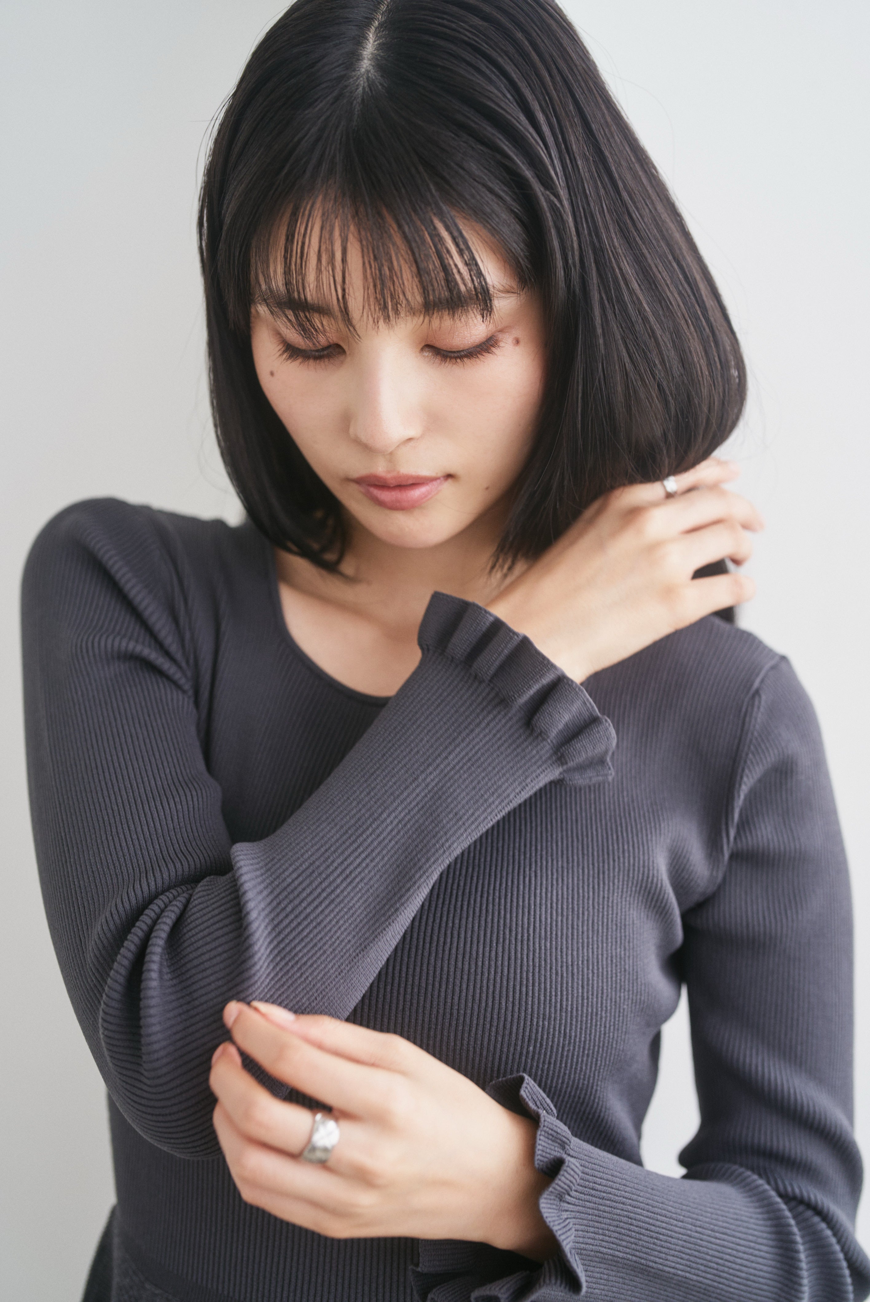 リブニットラメワンピース – CONNSE