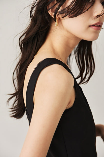 スリットワンピース