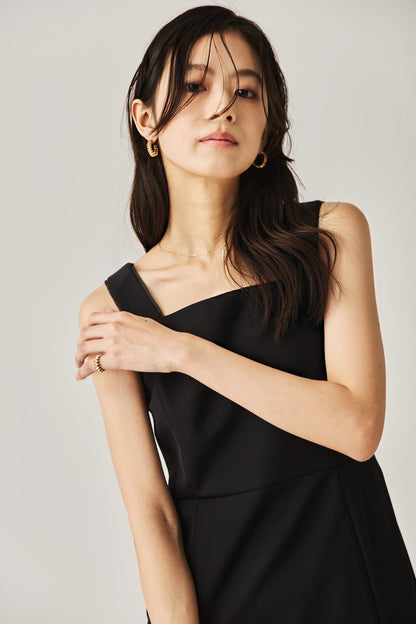 スリットワンピース