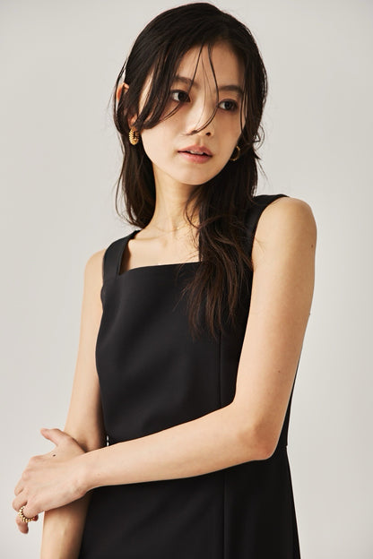 スリットワンピース