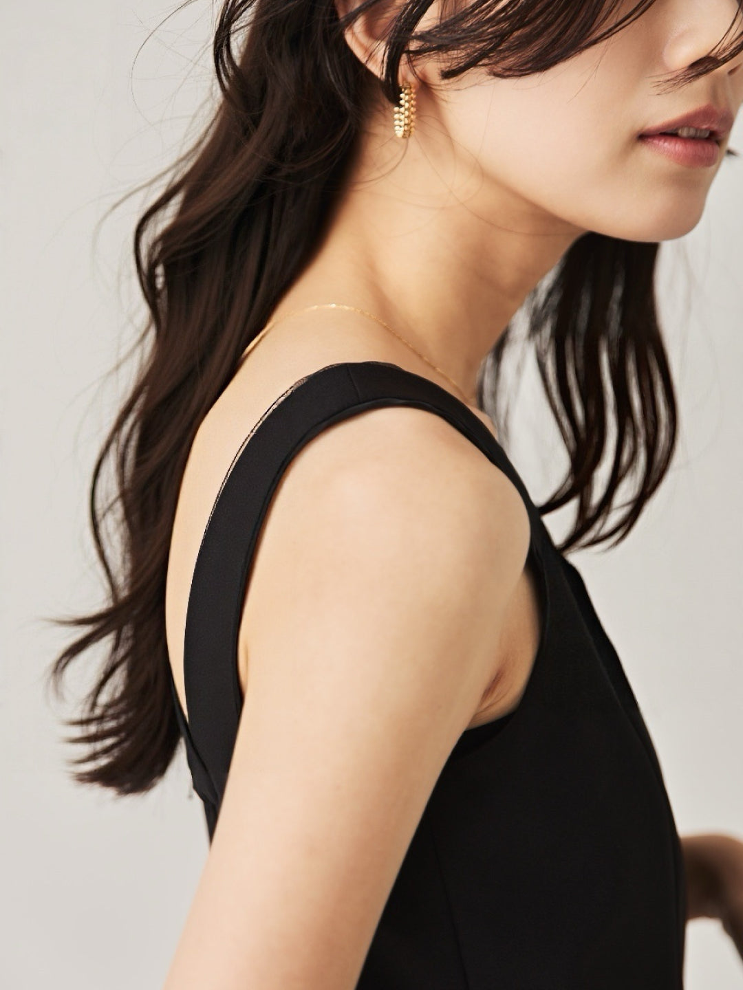 スリットワンピース