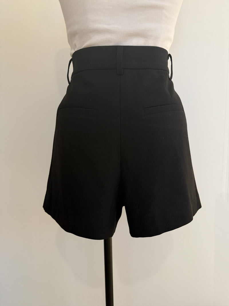 ショートパンツ　